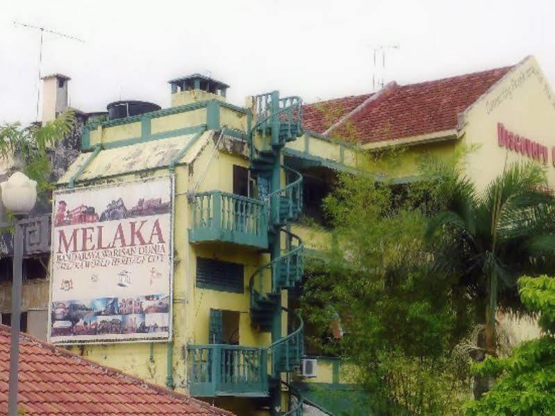 Discovery Cafe And Guesthouse Malacca 外观 照片