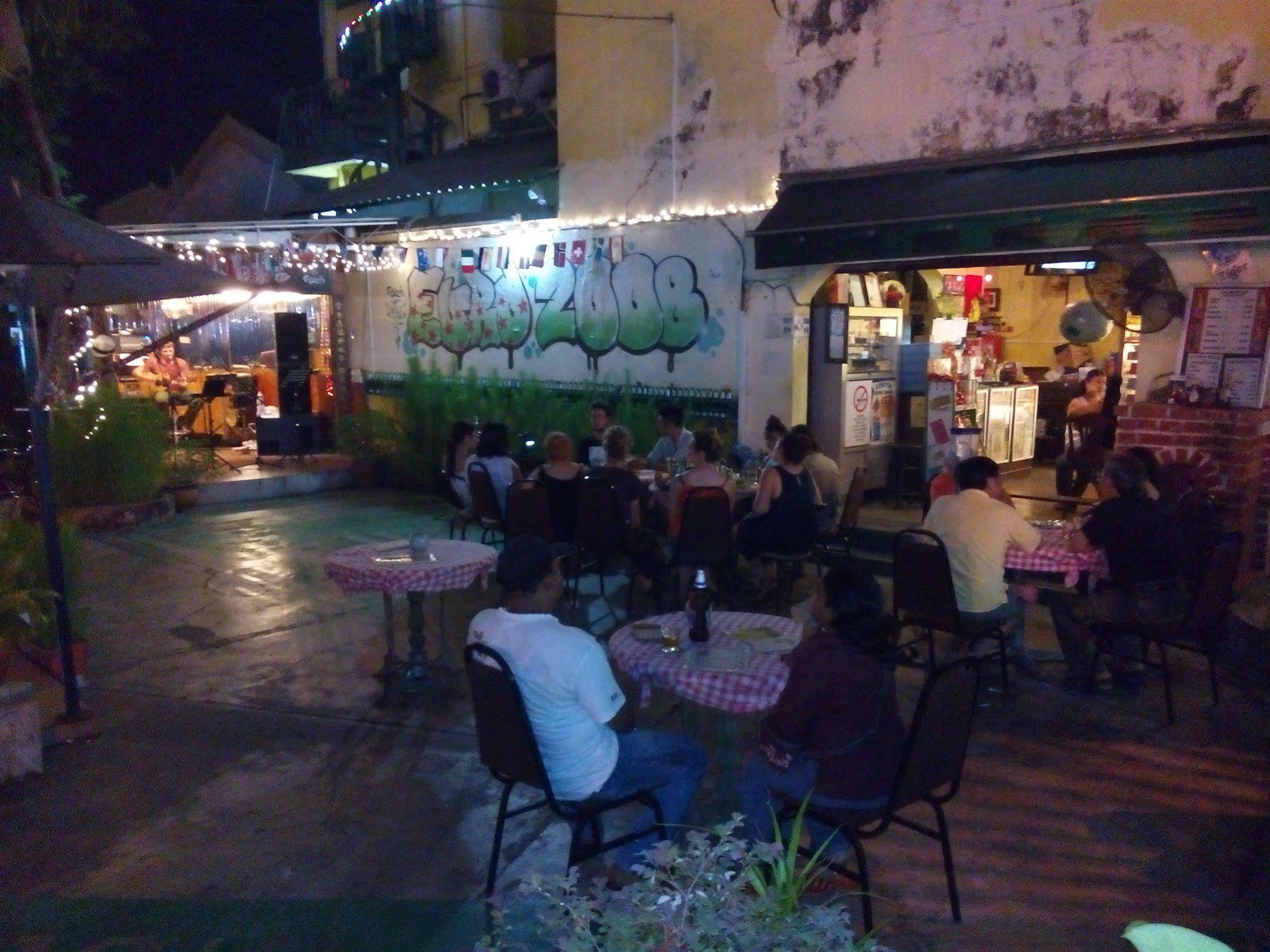Discovery Cafe And Guesthouse Malacca 外观 照片